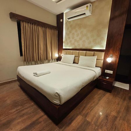 Al Noor Palace Bangalore Luaran gambar