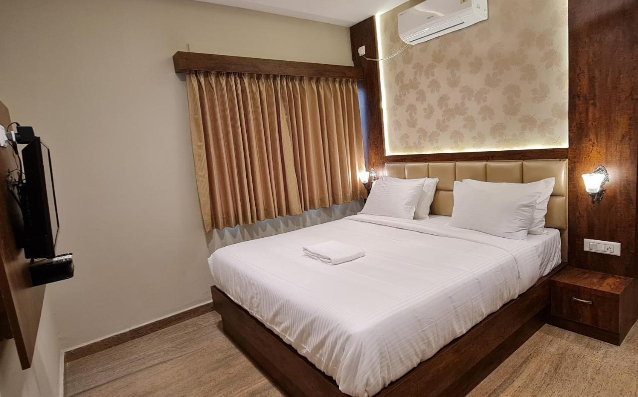 Al Noor Palace Bangalore Luaran gambar