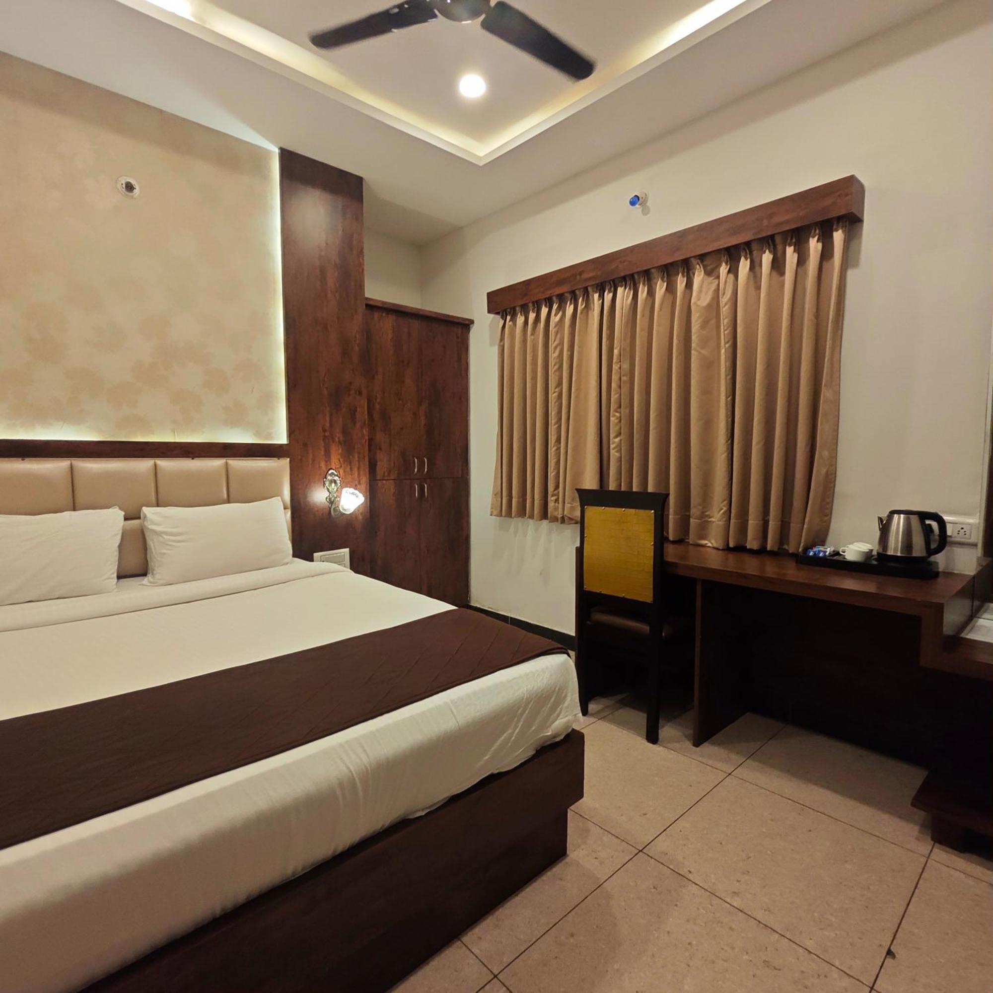 Al Noor Palace Bangalore Luaran gambar